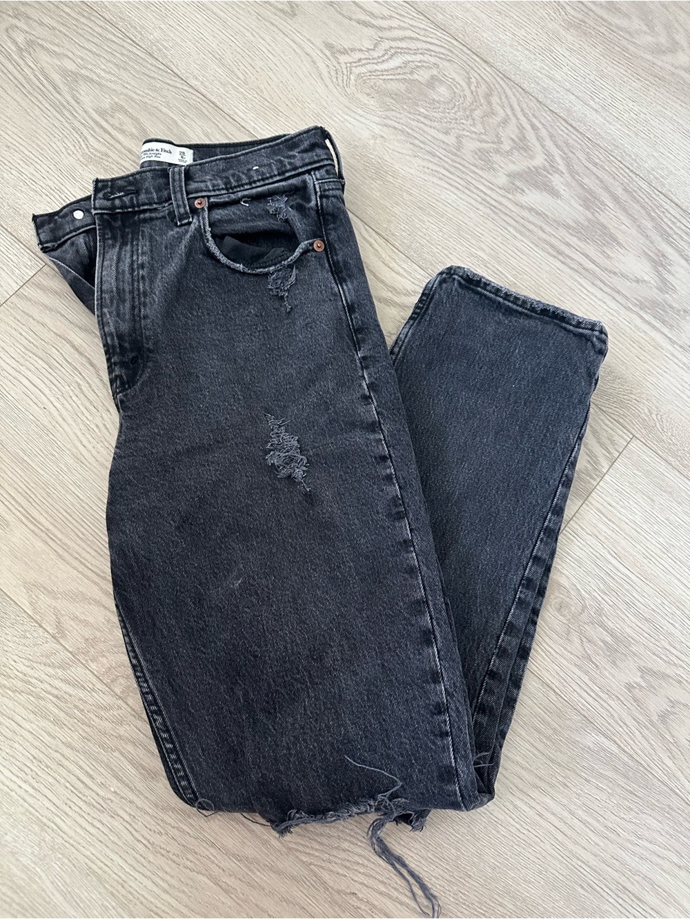 Abercrombie & Fitch Distressed Black High-Waist straight leg Jeans